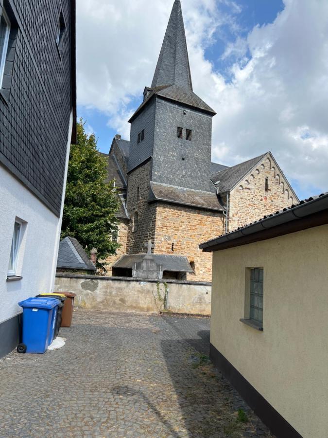 300 Jahre Altes Renoviertes Fachwerkhaus Villa Peterslahr Ngoại thất bức ảnh